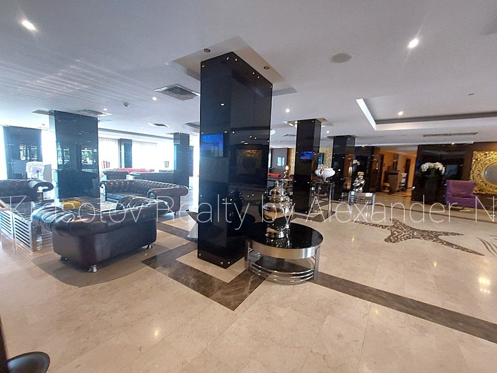 продажа трехкомнатной квартиры номер A-174235 в Приморском районе, фото номер 20